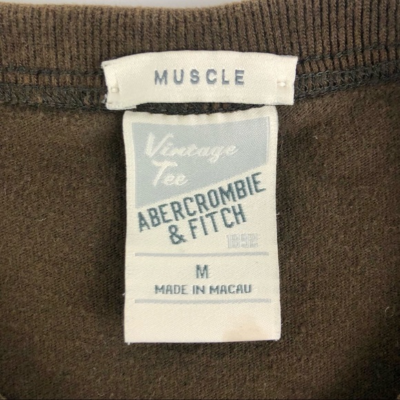 Abercrombie & Fitch Vintage Brown Appliqué Logo Tee - Picture 4 of 8